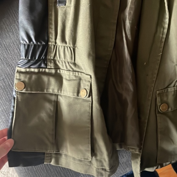 Military Style Fall Jacket with Faux Leather Detail - Picture 4 of 6